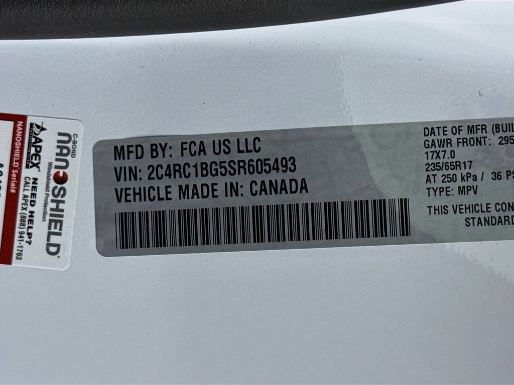 Used 2025 Chrysler Pacifica Select FWD image 32