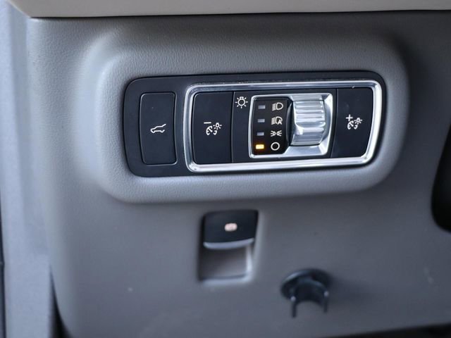 Used 2024 Lincoln Nautilus Reserve w/ Equipment Group 203A AWD/4WD image 30