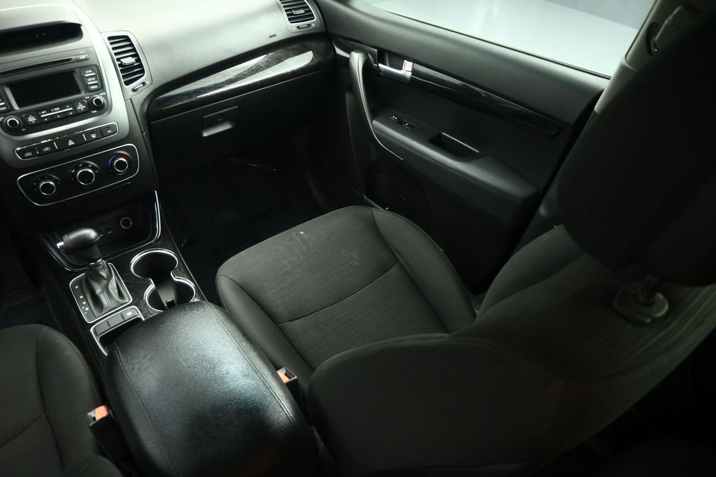 Used 2015 Kia Sorento LX FWD image 42