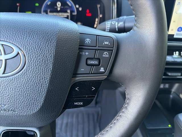 Used 2026 Toyota Camry LE w/ Convenience Package FWD image 16