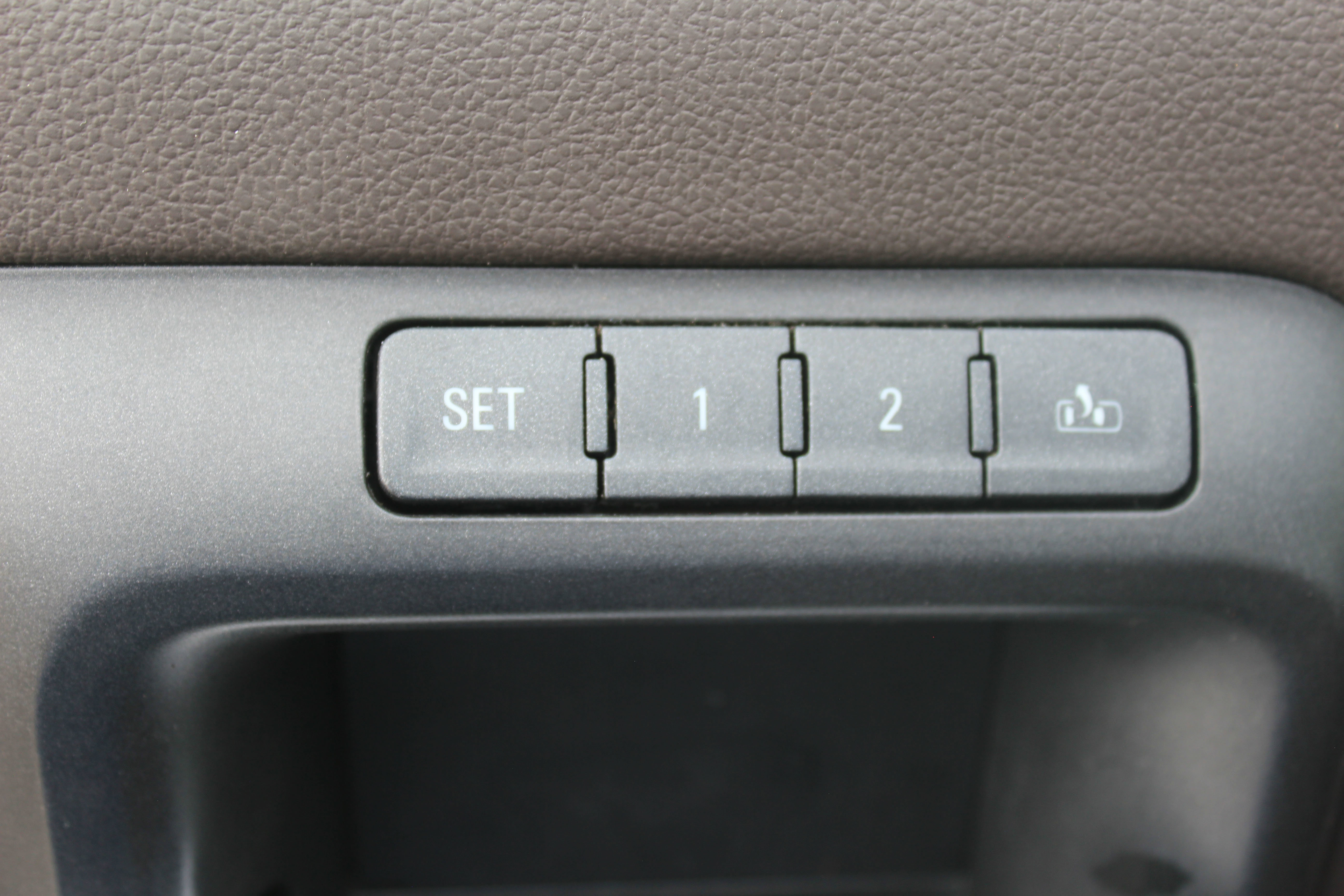 Used 2017 Chevrolet Silverado 1500 High Country w/ High Desert Package image 26