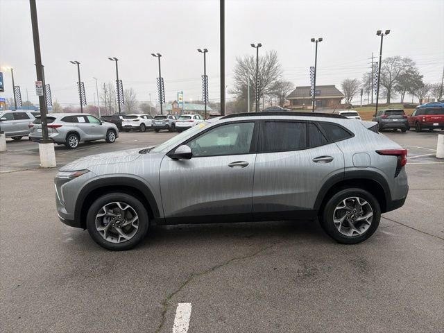 Used 2026 Chevrolet Trax LT w/ Driver Confidence Package image 5