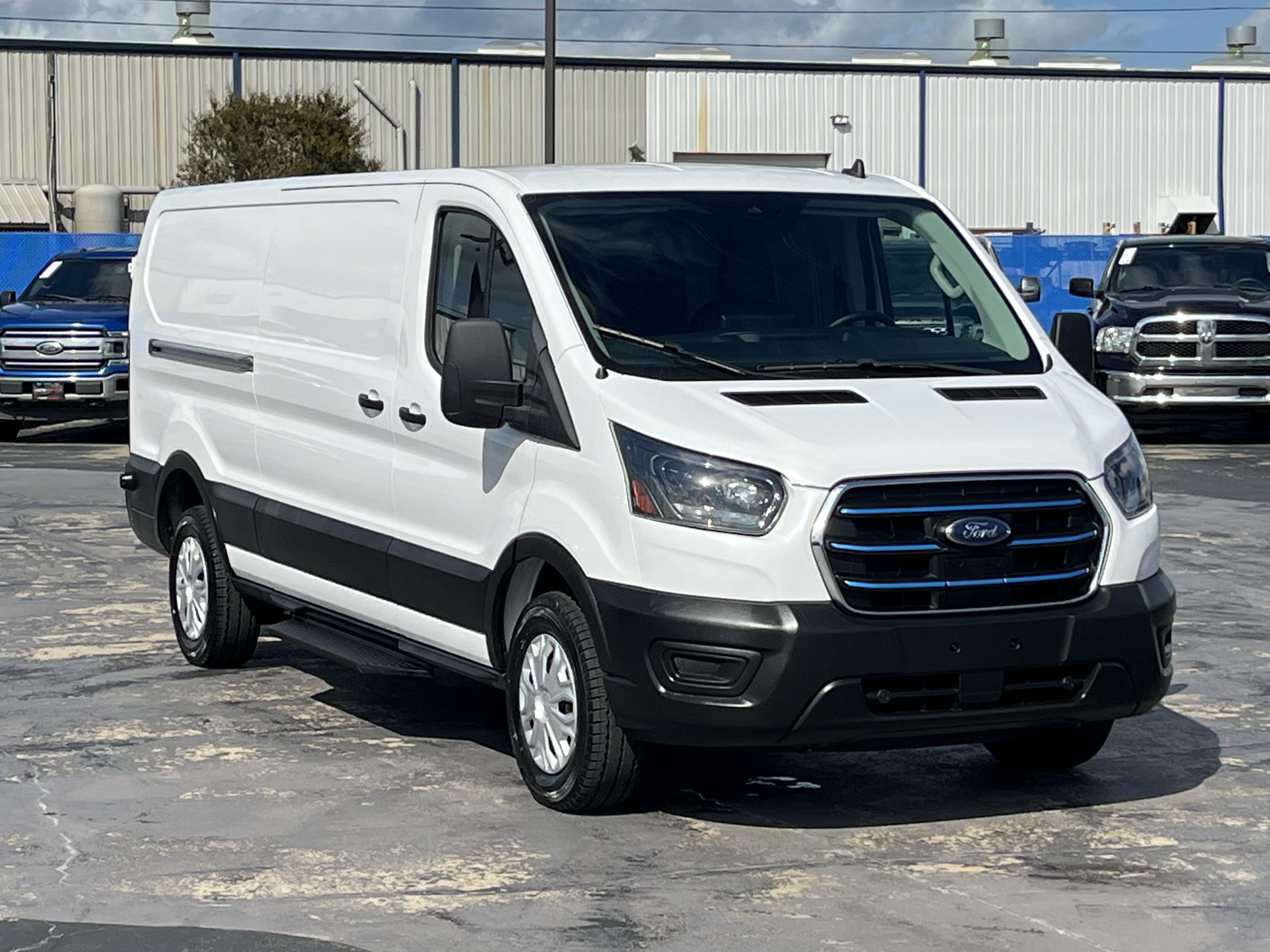 Used 2024 Ford E-Transit Low Roof RWD image 5