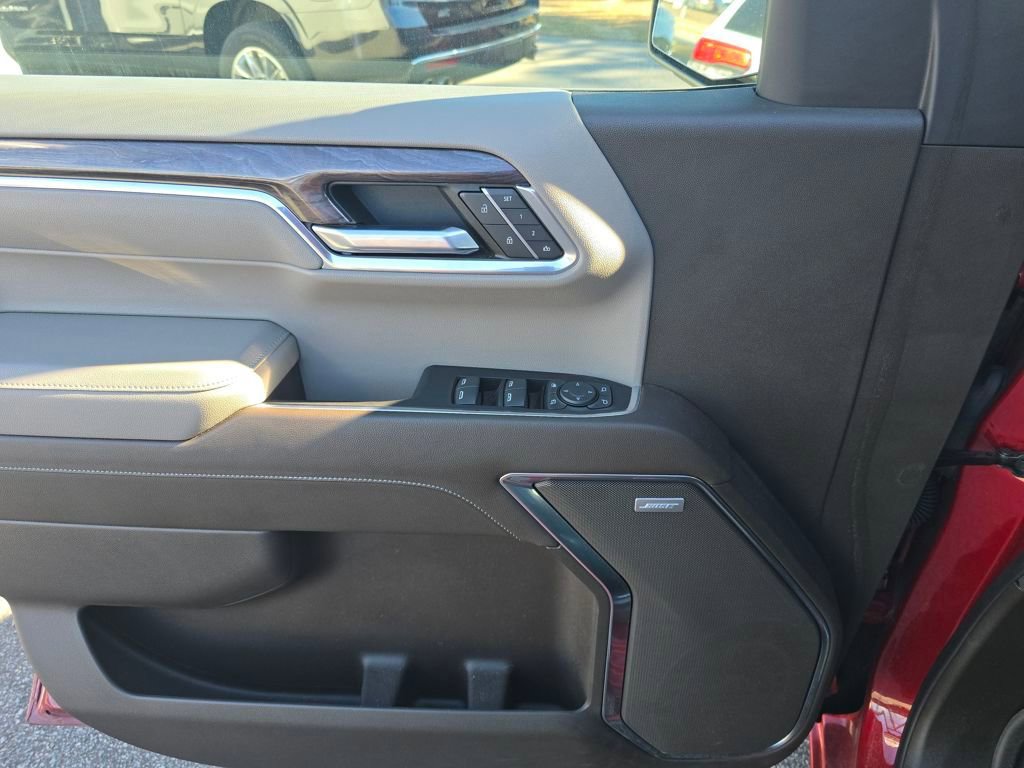 Used 2022 Chevrolet Silverado 1500 LTZ image 26