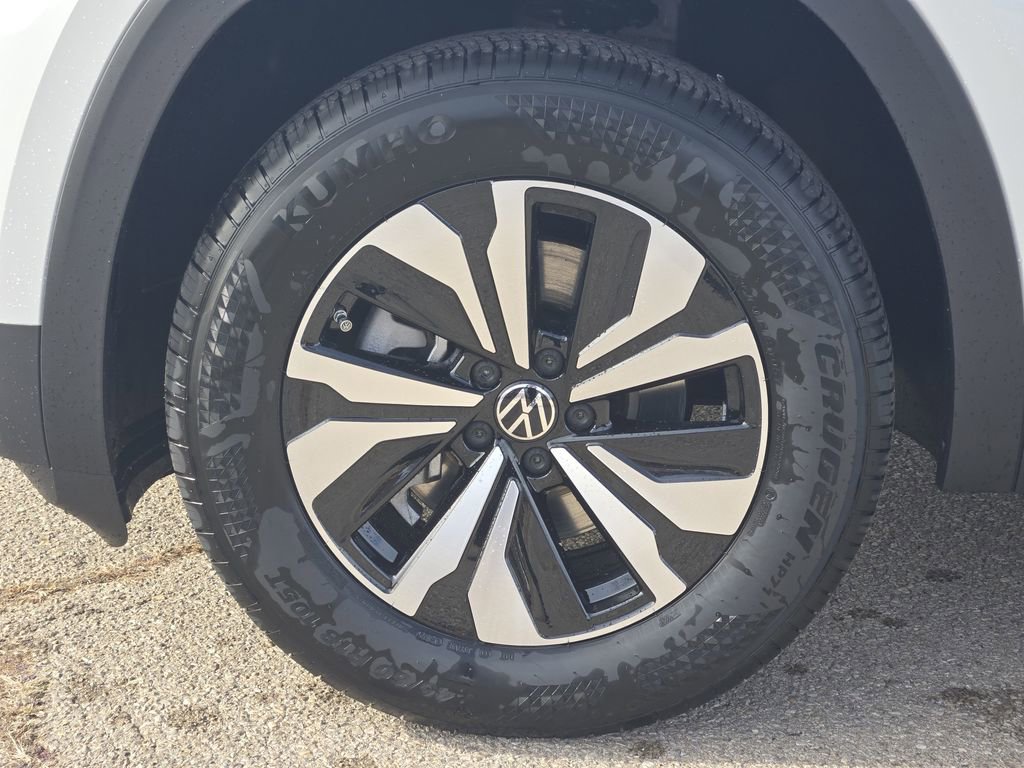 New 2026 Volkswagen Atlas SE image 9