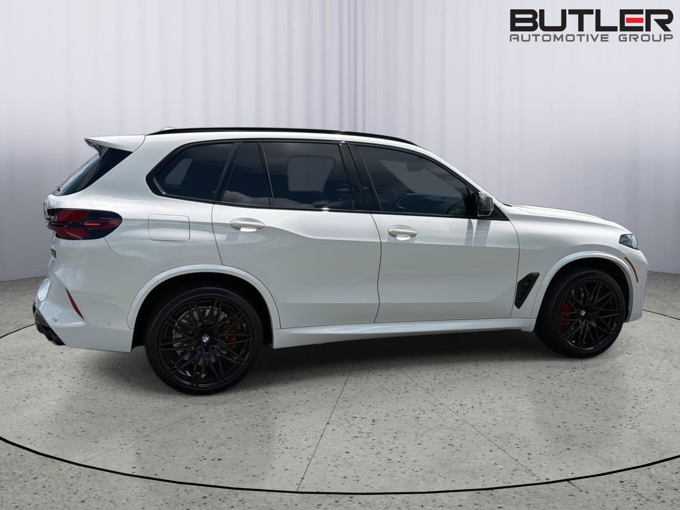 Used 2026 BMW X5 M Competition w/ Executive Package AWD/4WD image 7