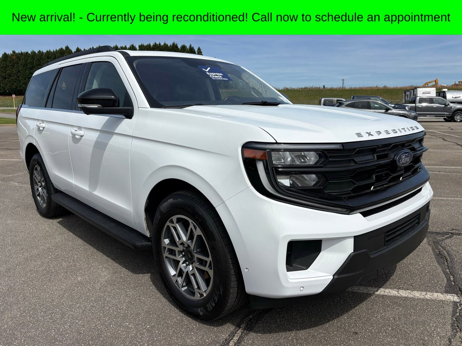 Used 2025 Ford Expedition Active