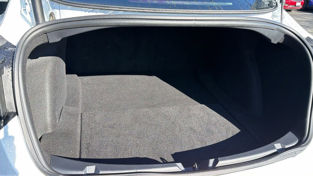 Used 2023 Tesla Model 3 Standard Range image 12