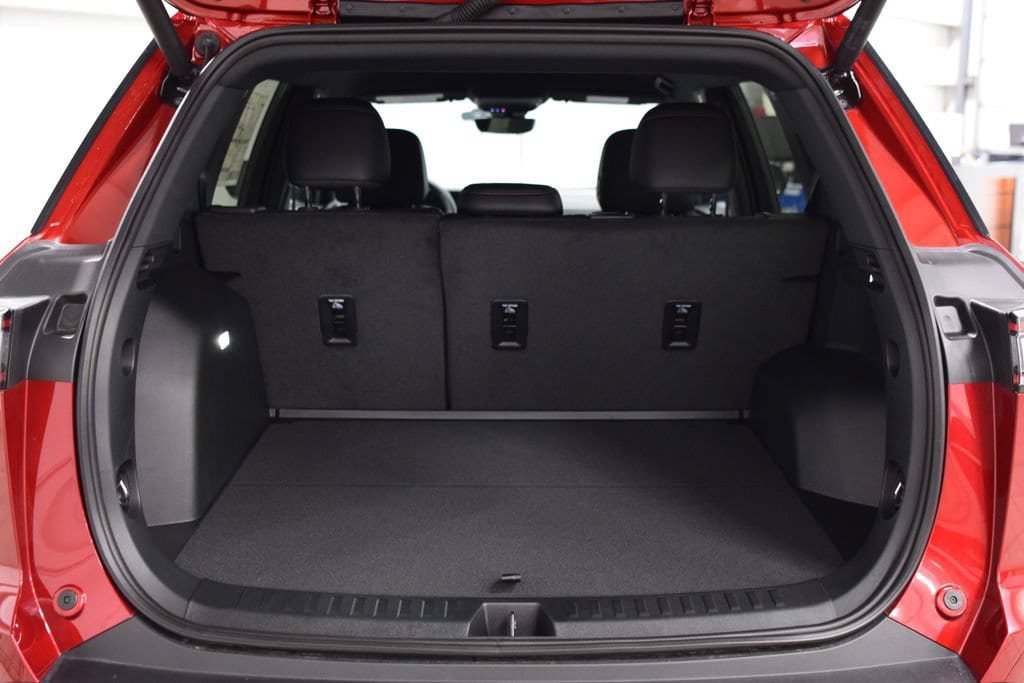 New 2027 Chevrolet Equinox RS w/ Safety and Technology Package FWD image 26