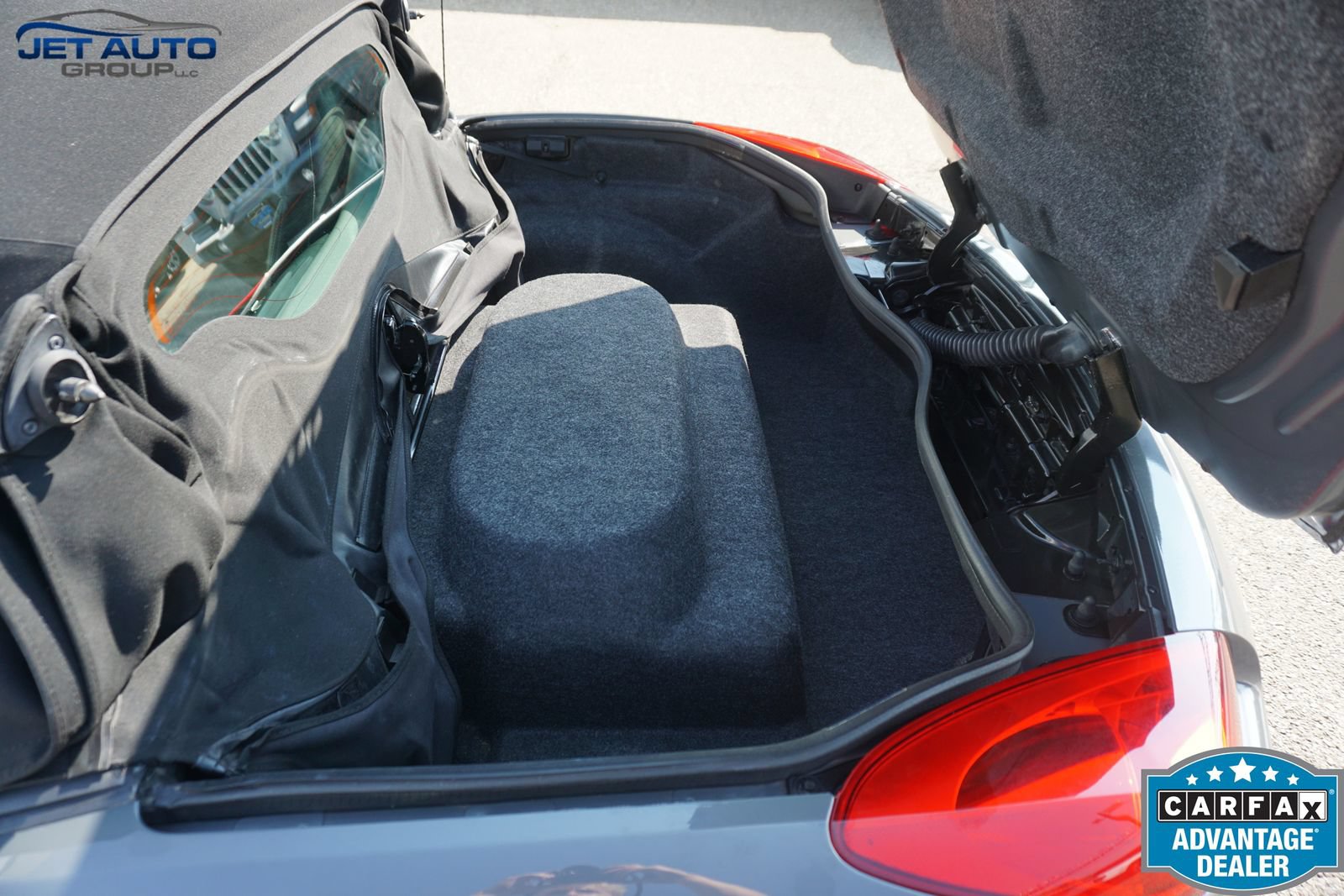 Used 2008 Pontiac Solstice Convertible w/ Premium Package RWD image 17