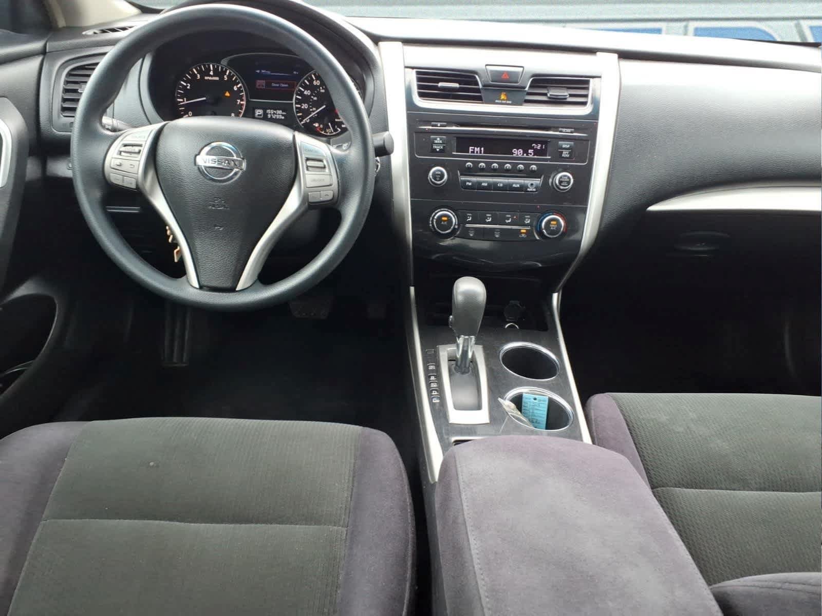 Used 2013 Nissan Altima 2.5 S FWD image 11
