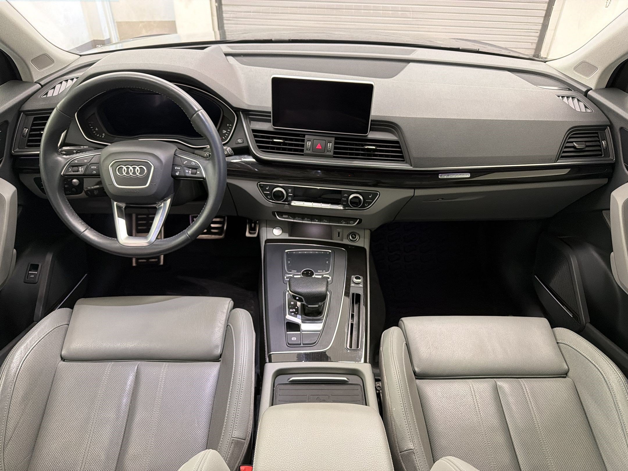 Used 2020 Audi Q5 Prestige AWD/4WD image 14