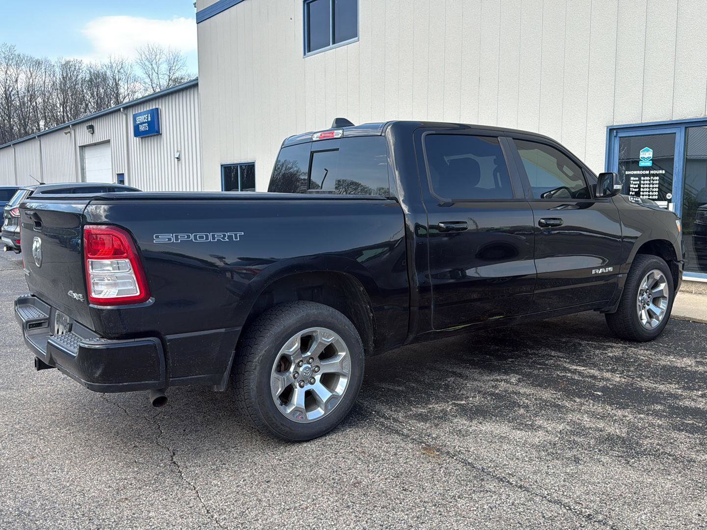Used 2020 RAM 1500 Big Horn AWD/4WD image 16
