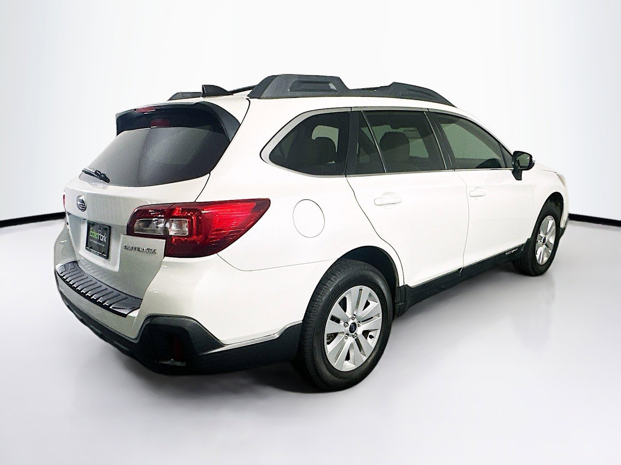 Used 2018 Subaru Outback 2.5i Premium image 9