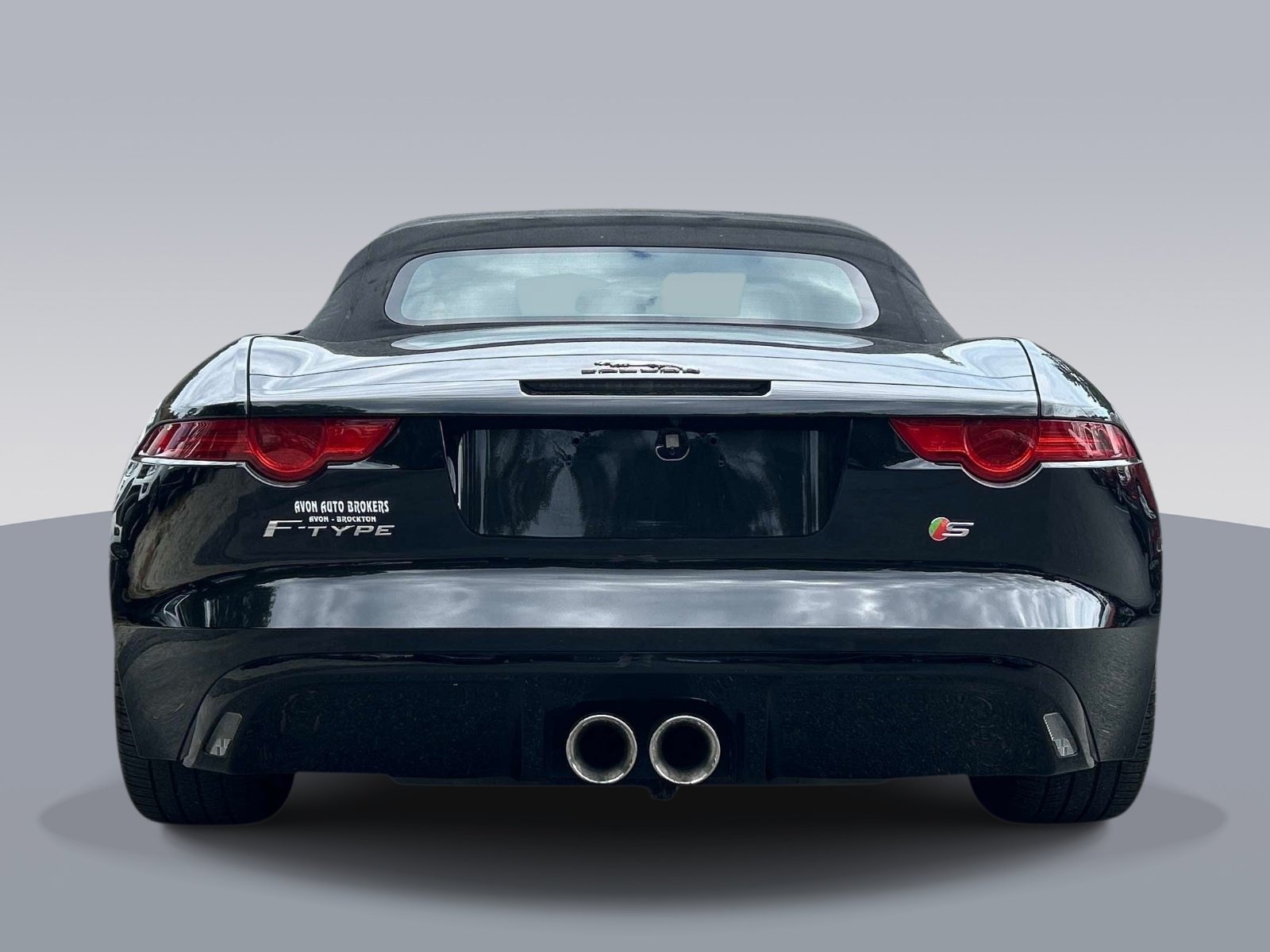 Used 2014 Jaguar F-TYPE S RWD image 4