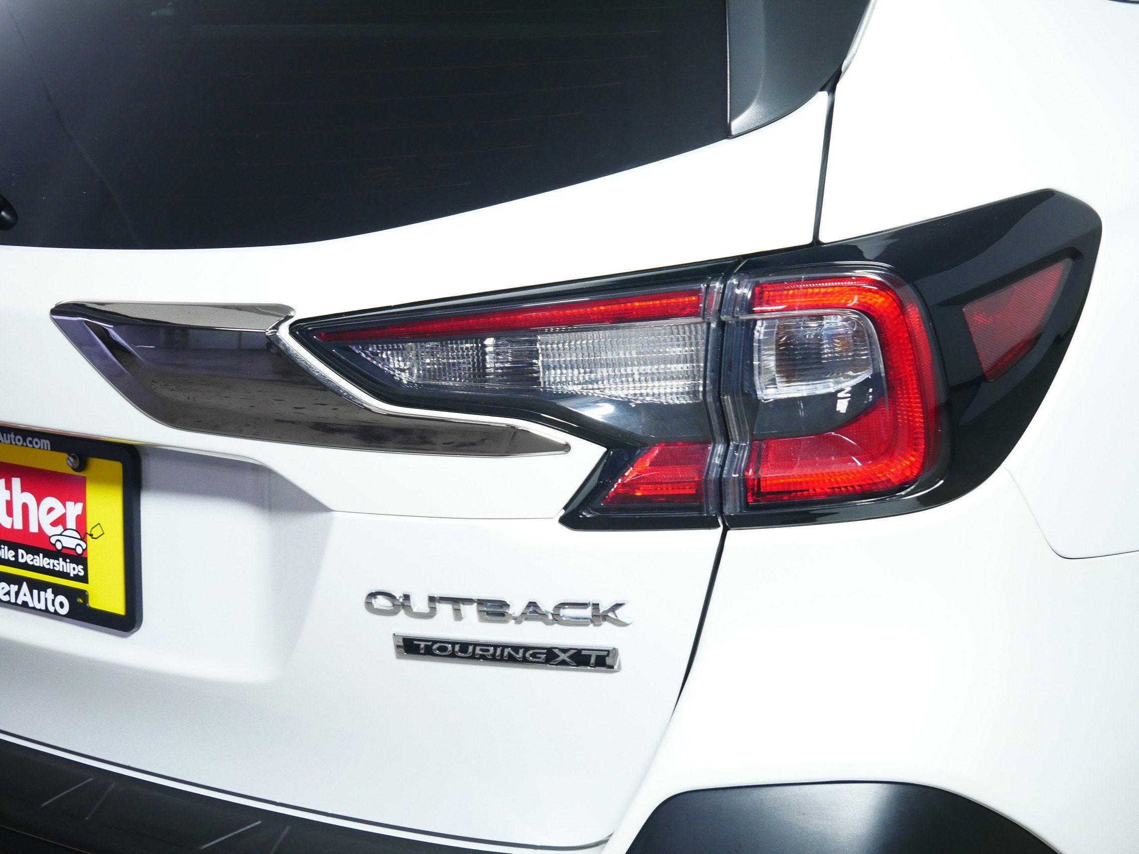 Used 2022 Subaru Outback Touring XT w/ Tech Package 3 image 17