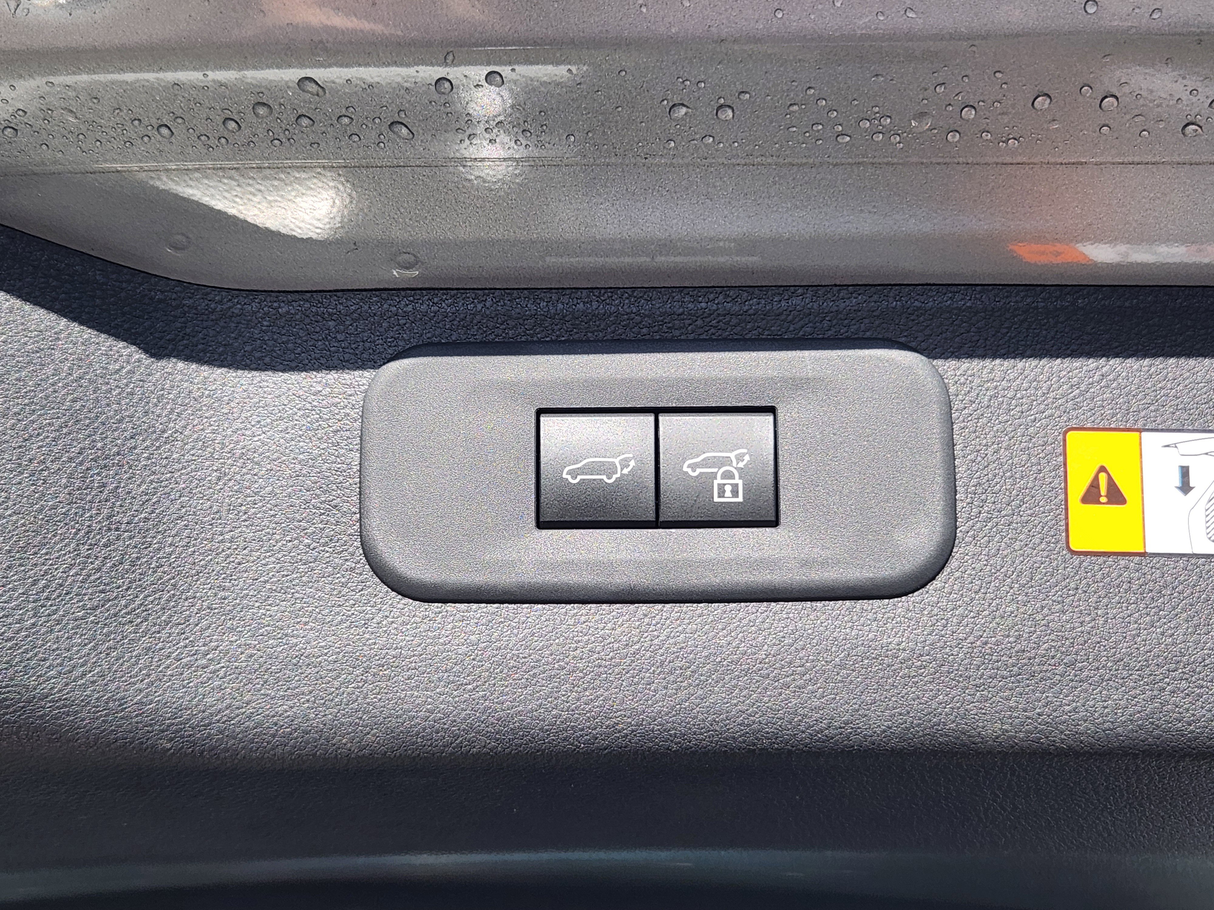 Used 2025 Lexus TX 500h AWD w/ Technology Package image 23