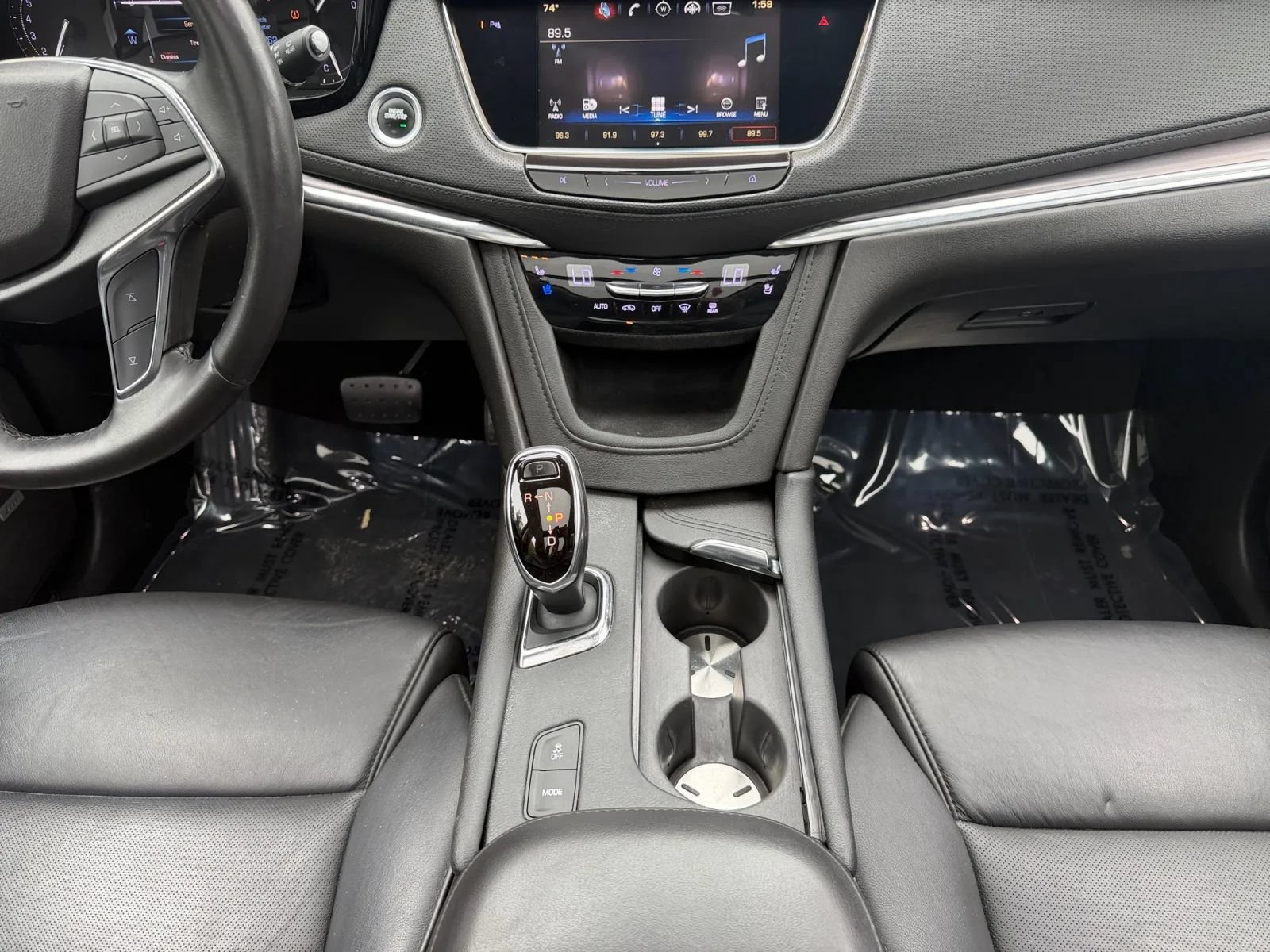 Used 2019 Cadillac XT5 Premium Luxury FWD image 17
