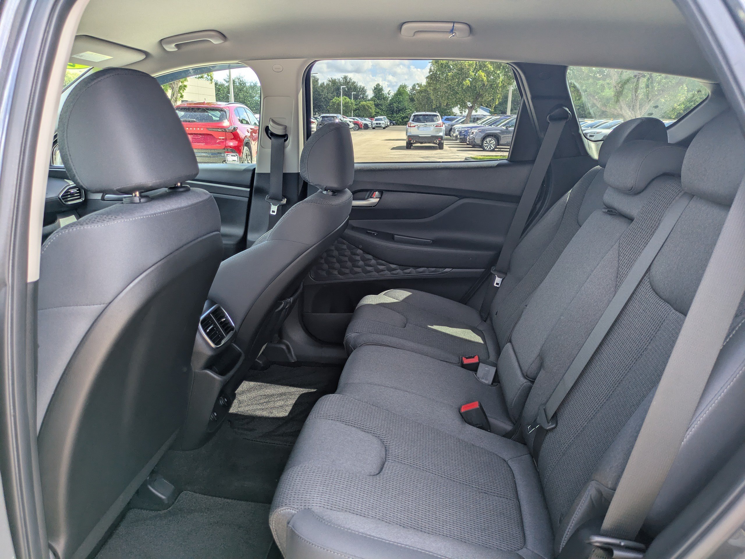 Used 2020 Hyundai Santa Fe SE FWD image 13
