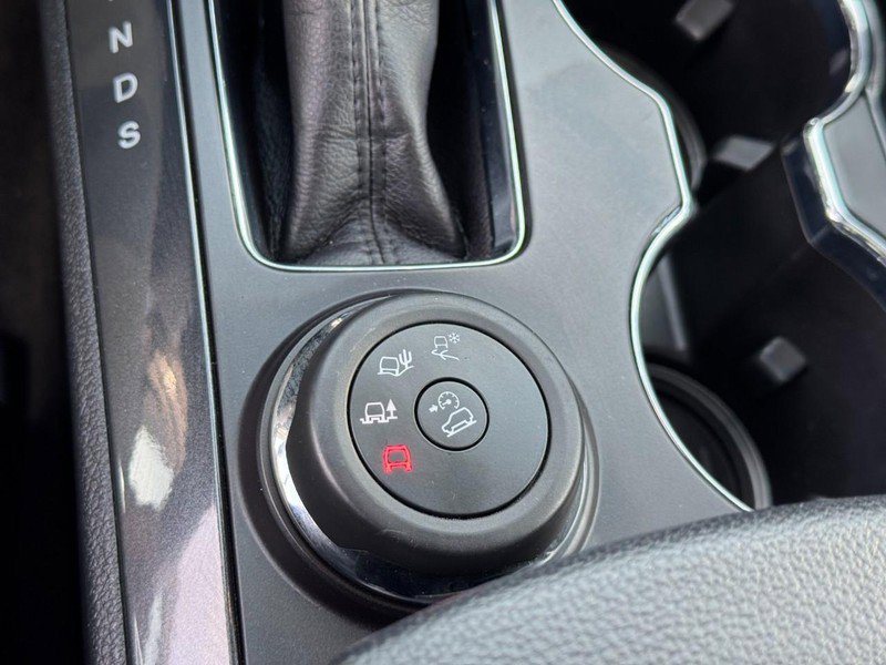 Used 2018 Ford Explorer Sport w/ Equipment Group 401A image 25