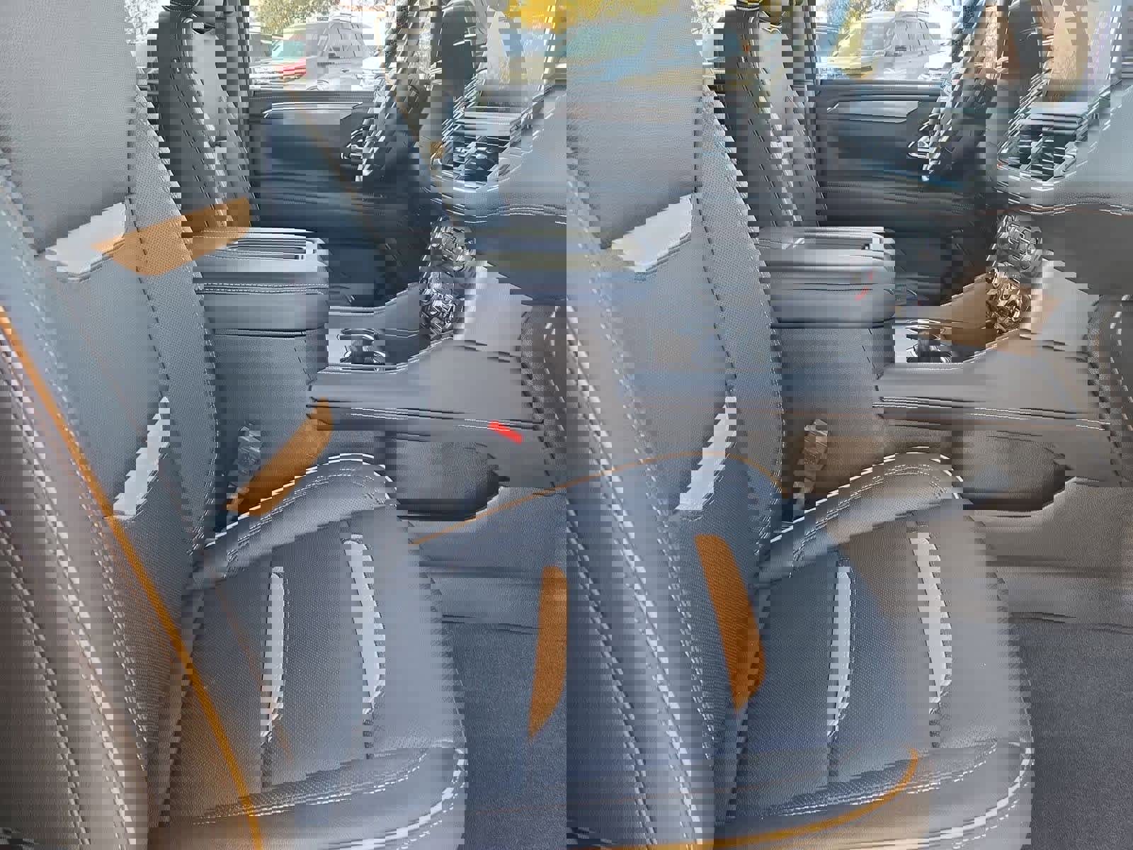 Used 2024 GMC Yukon AT4 image 21