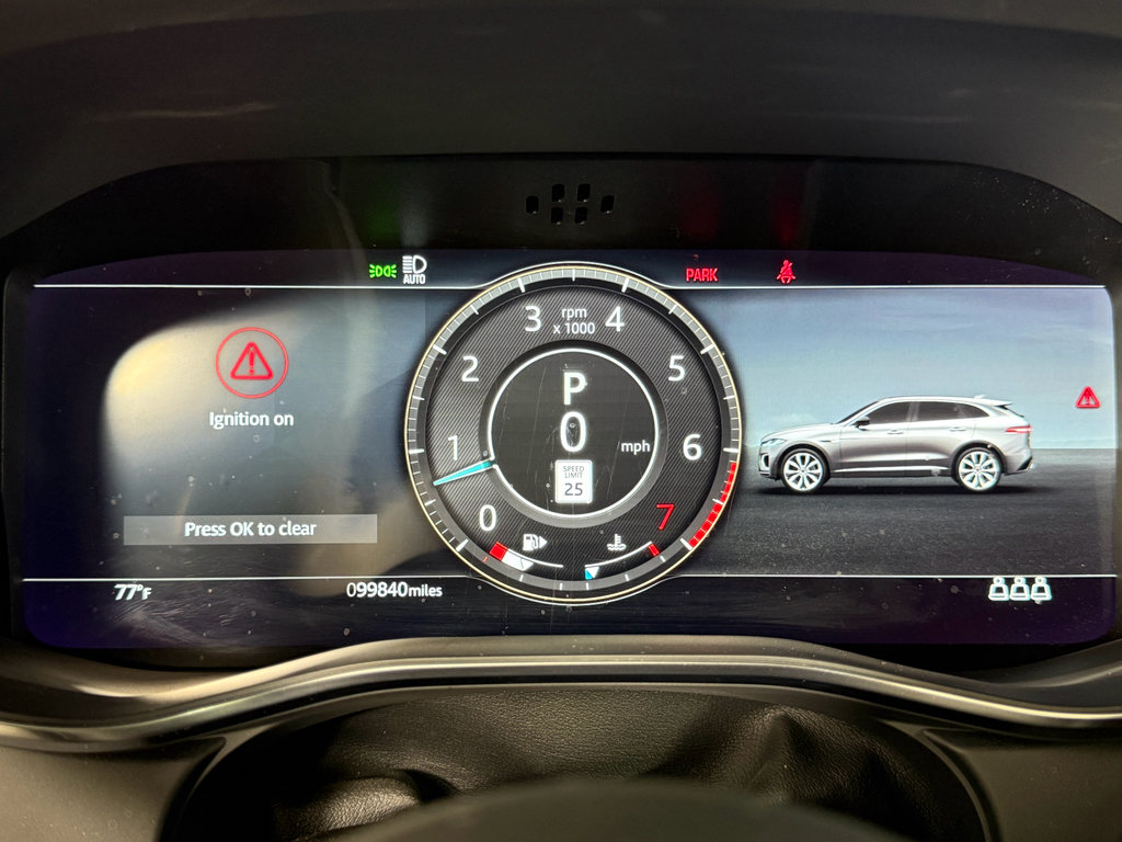 Used 2023 Jaguar F-PACE R-Dynamic S image 24