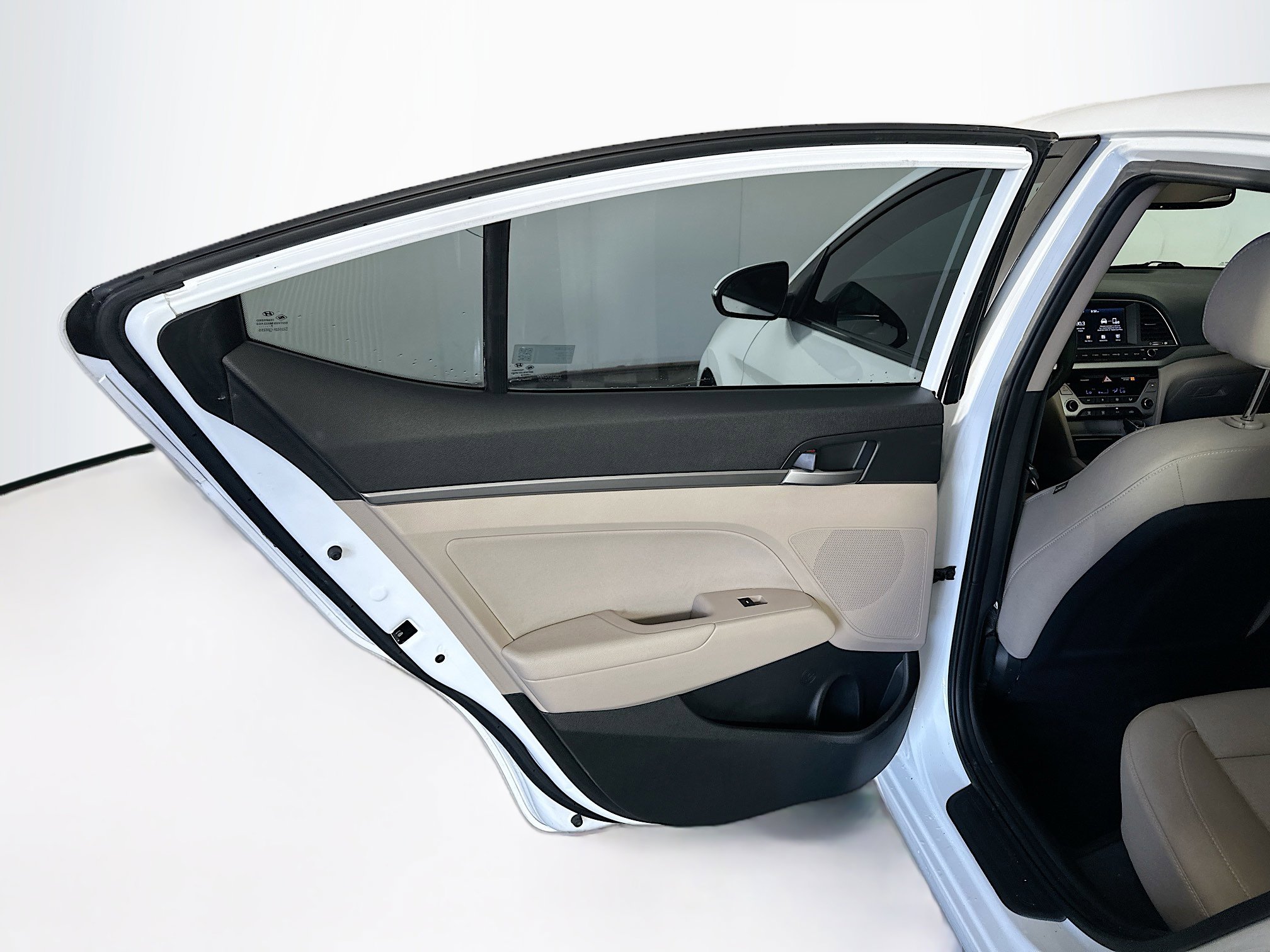 Used 2018 Hyundai Elantra Value Edition image 26