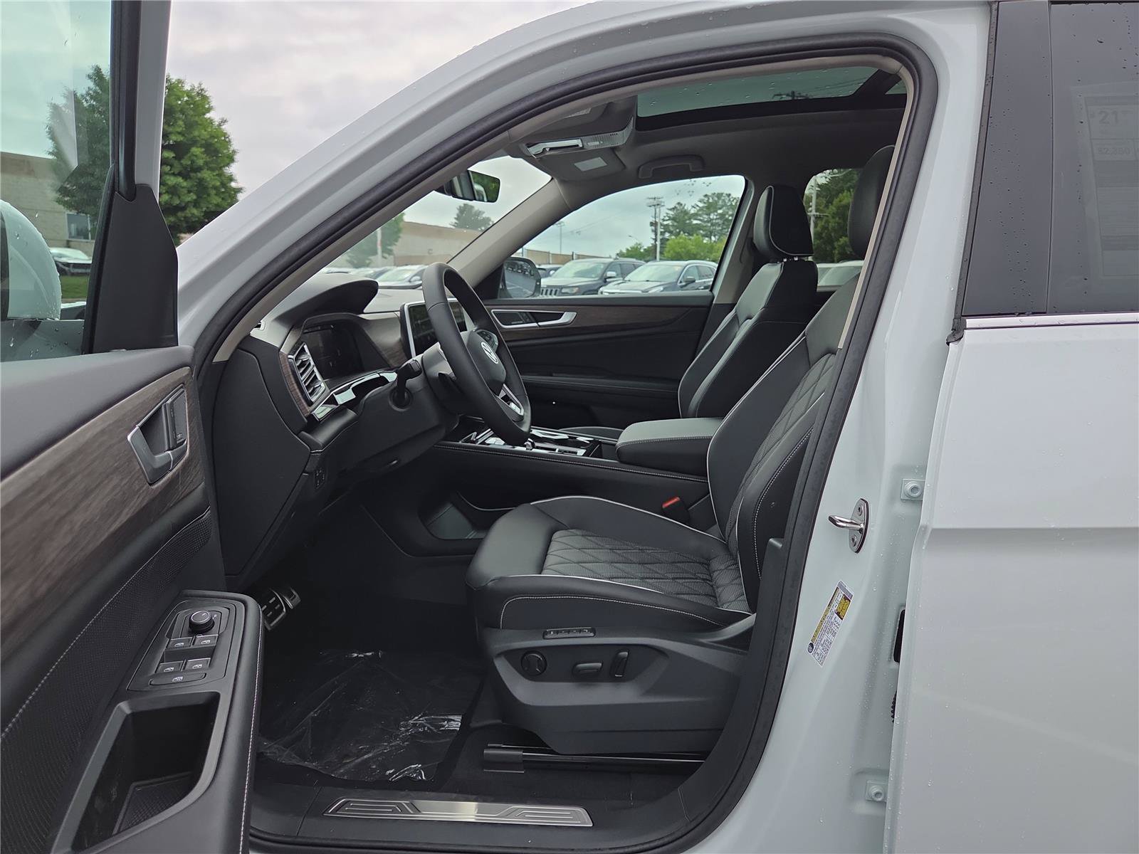 New 2026 Volkswagen Atlas SEL Premium R-Line AWD/4WD image 11