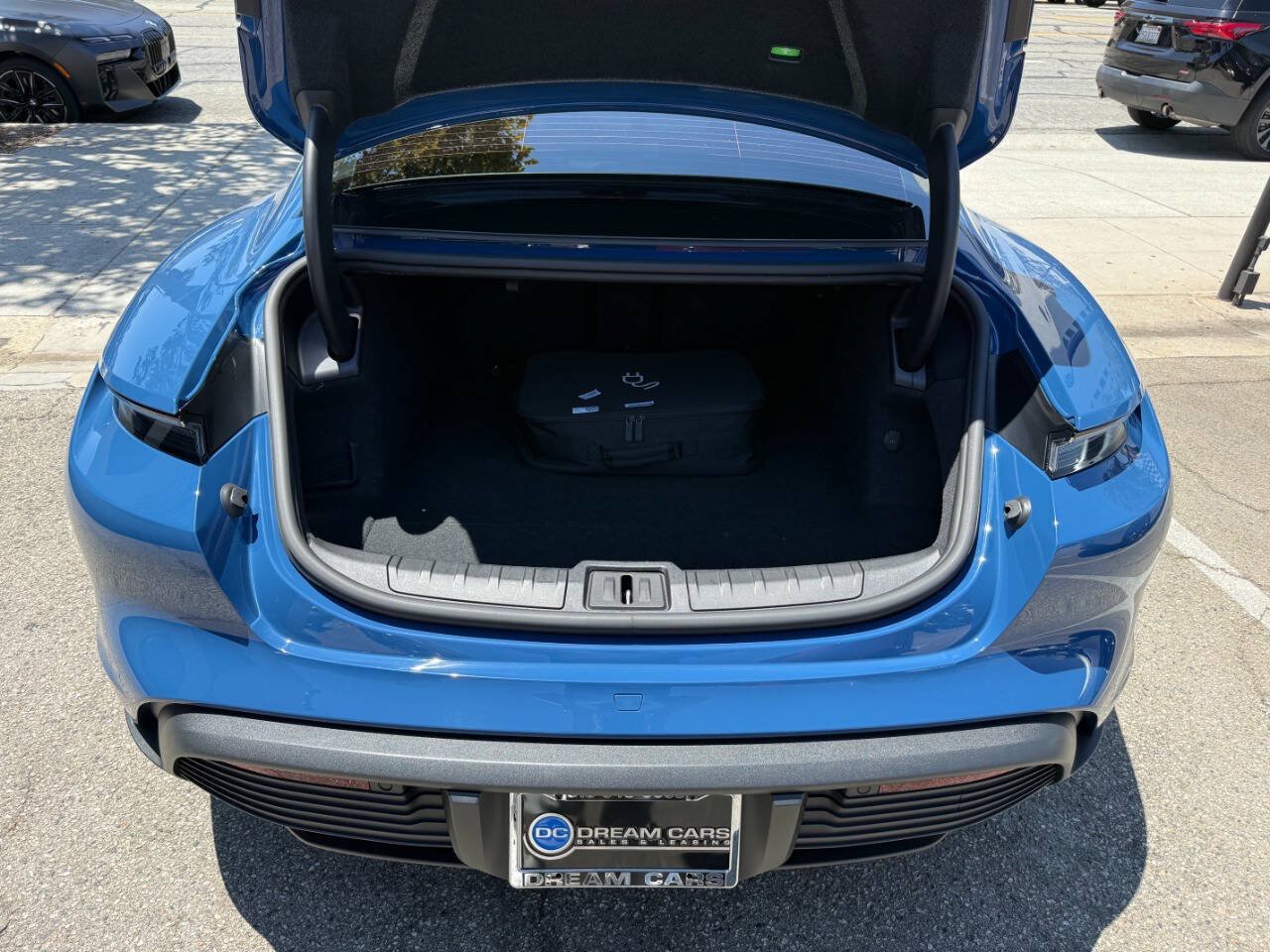 Used 2022 Porsche Taycan RWD image 51
