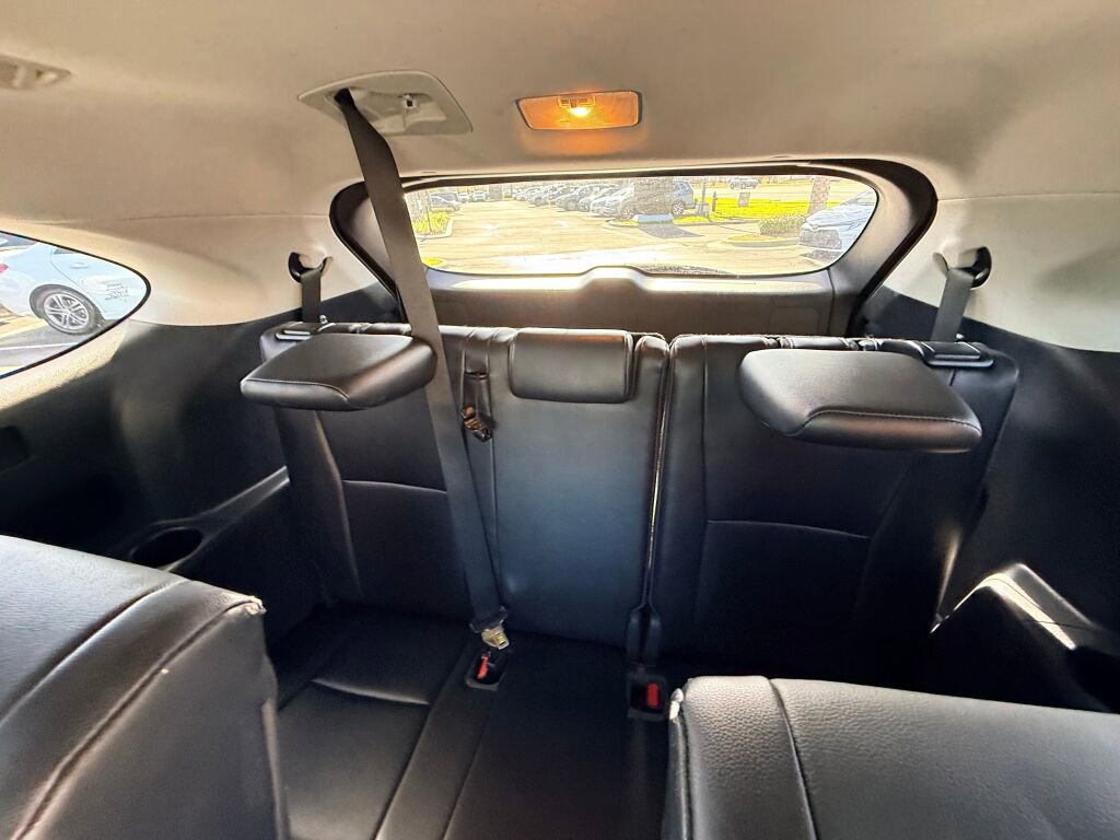 Used 2021 Toyota Highlander XLE image 20