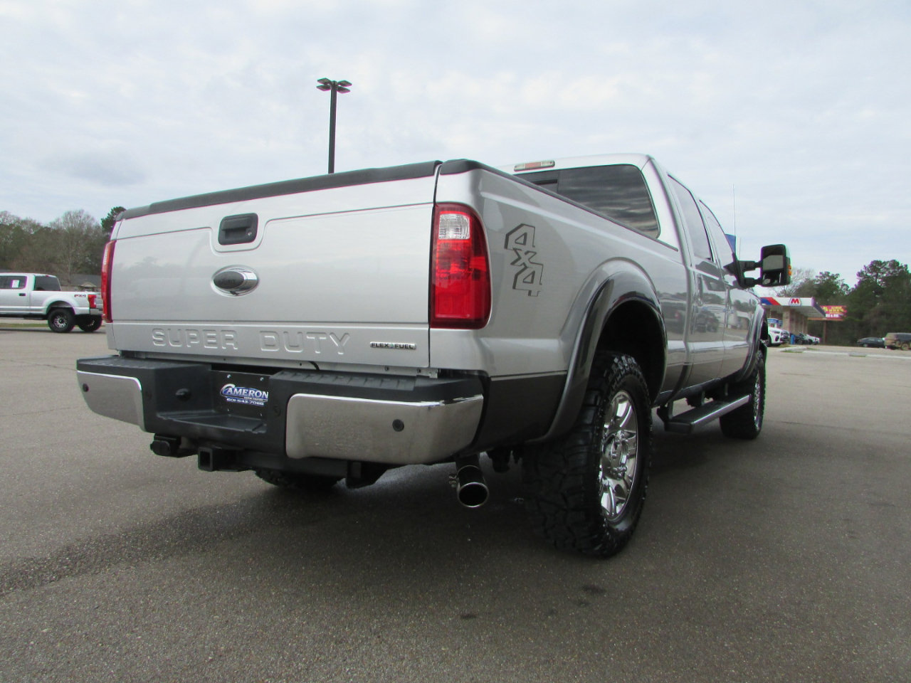 Used 2016 Ford F250 Lariat w/ Chrome Package image 6