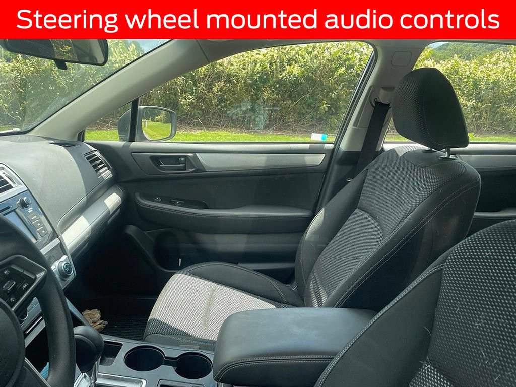 Used 2019 Subaru Outback 2.5i AWD/4WD image 7