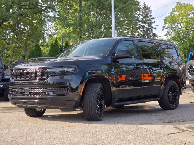 Used 2025 Jeep Wagoneer Series II w/ Premium Group I AWD/4WD image 27