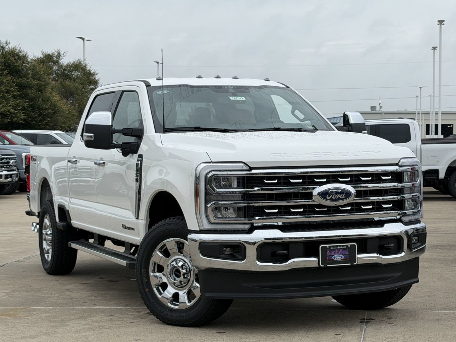 New 2026 Ford F250 Lariat w/ Chrome Package AWD/4WD image 2
