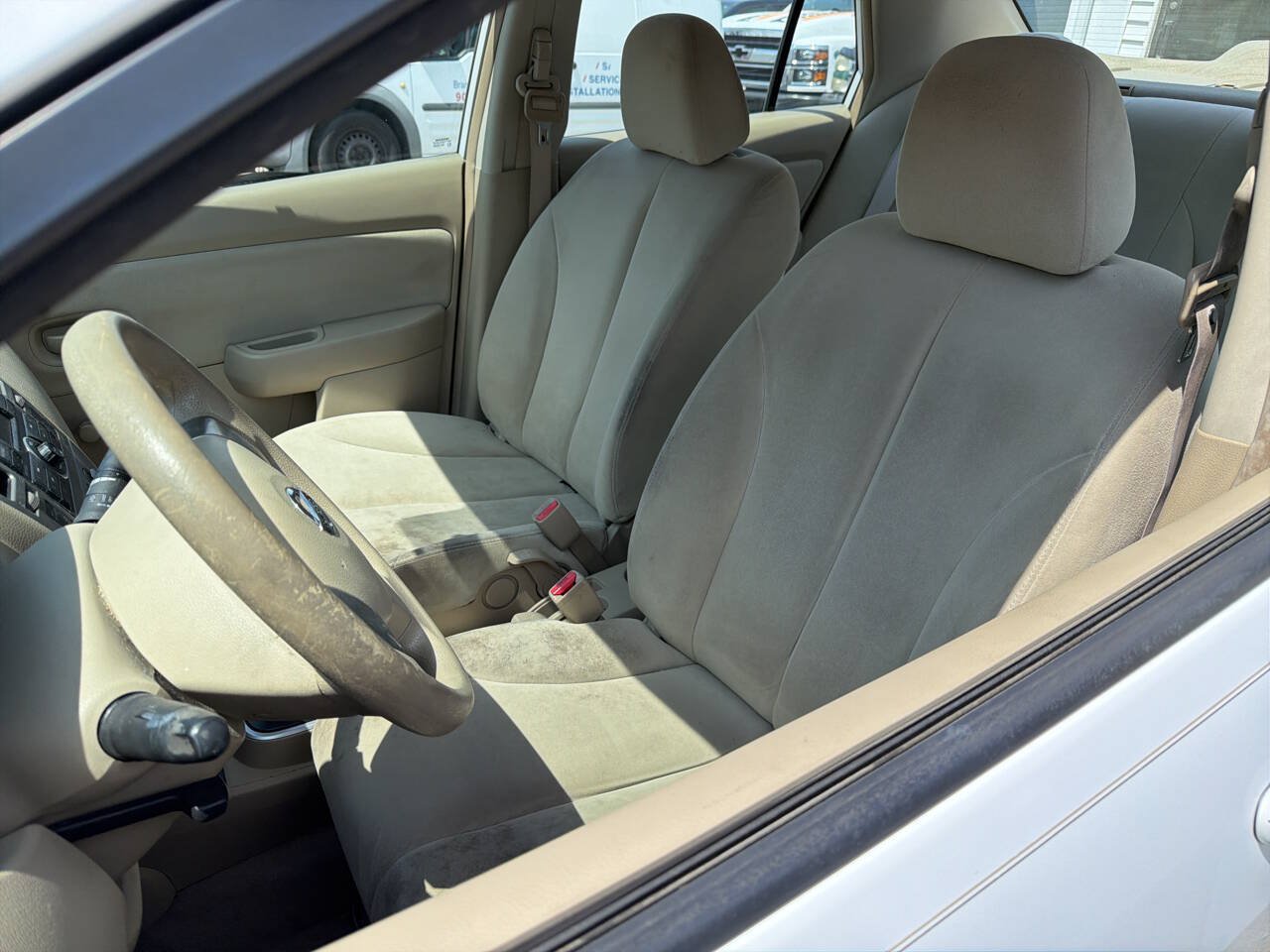 Used 2009 Nissan Versa 1.8 S w/ ABS Pkg FWD image 5