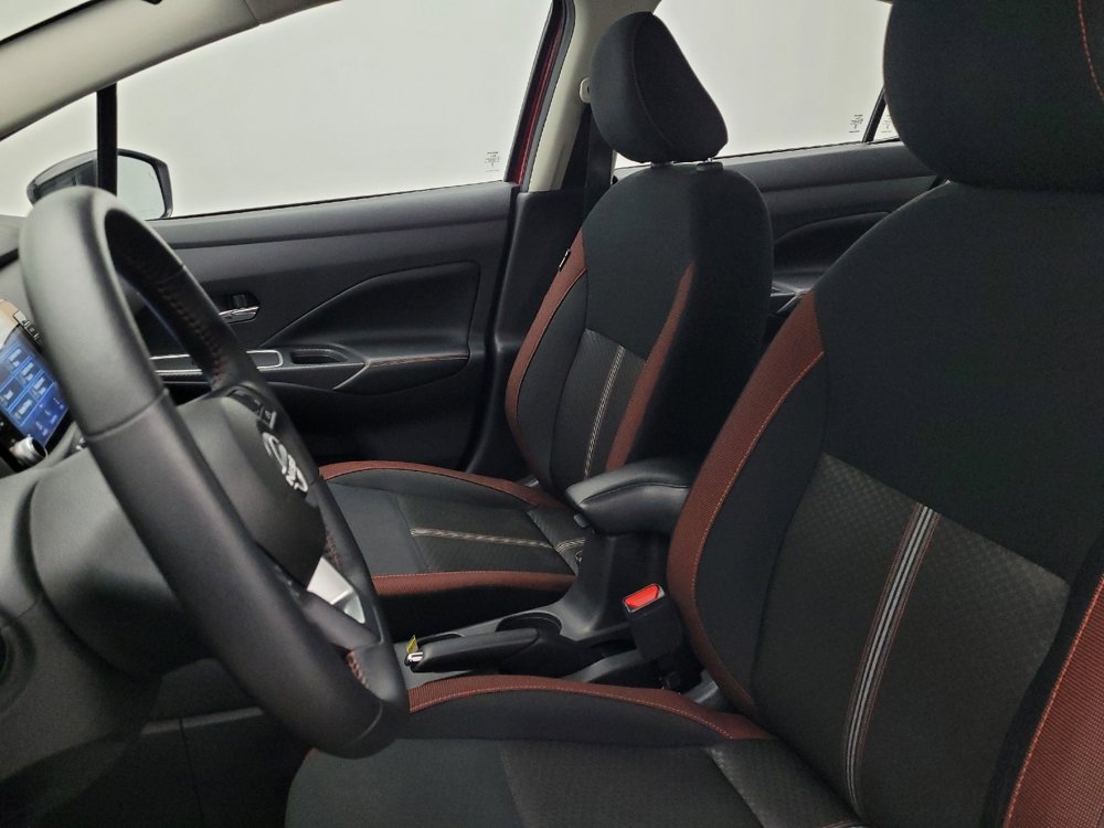 Used 2023 Nissan Versa SR w/ Trunk Package image 17