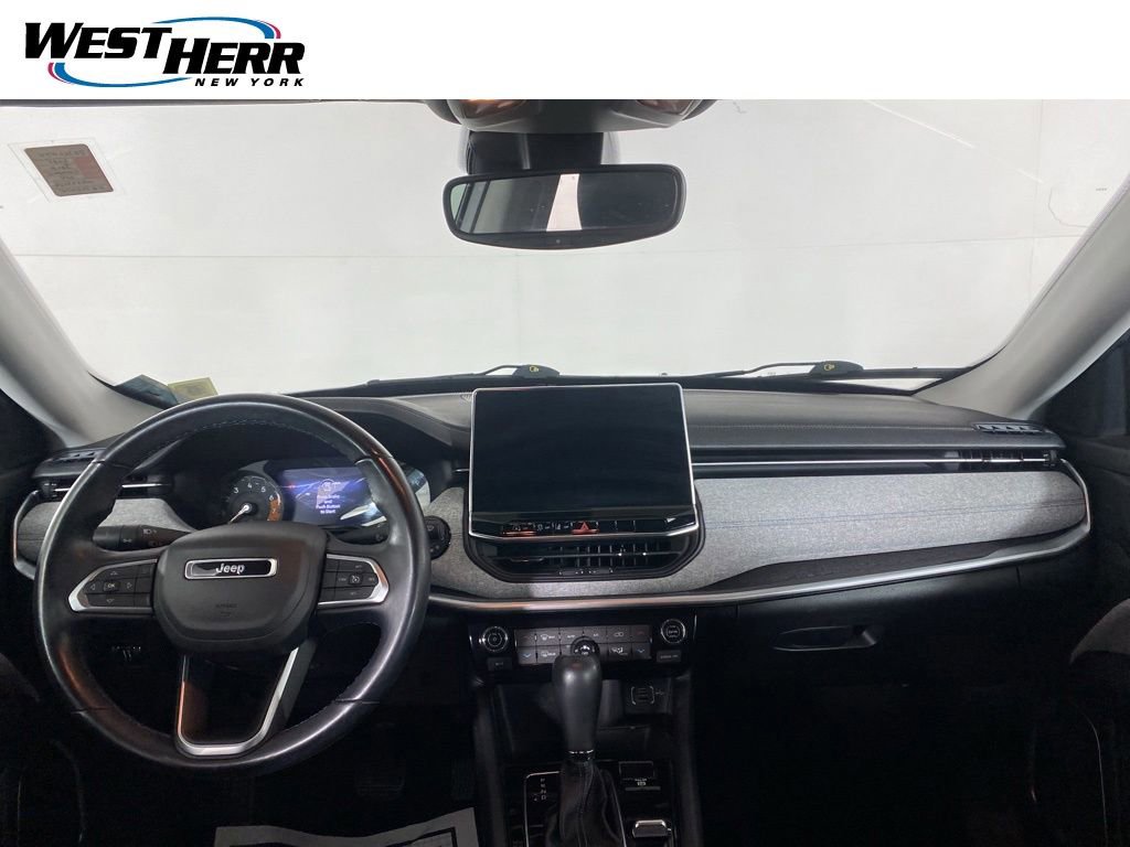 Used 2022 Jeep Compass Latitude w/ Convenience Group AWD/4WD image 16
