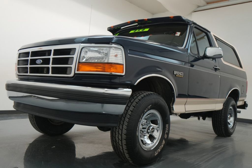 Used 1992 Ford Bronco Eddie Bauer image 4