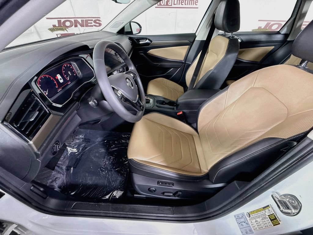 Used 2020 Volkswagen Jetta SEL Premium FWD image 24