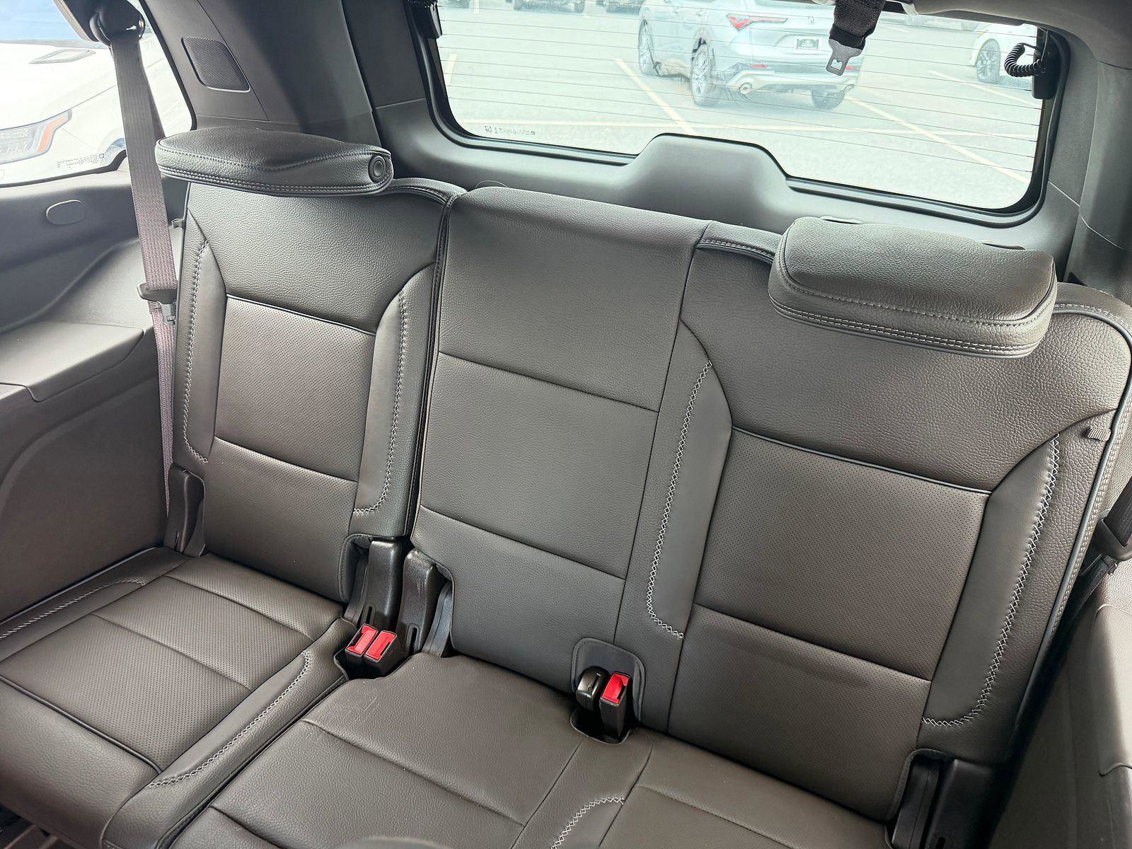 Used 2024 GMC Yukon Denali image 6