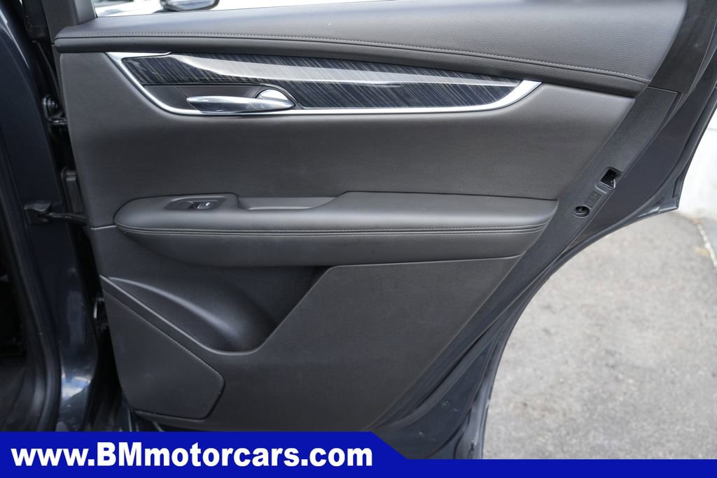 Used 2022 Cadillac XT6 Premium Luxury image 42