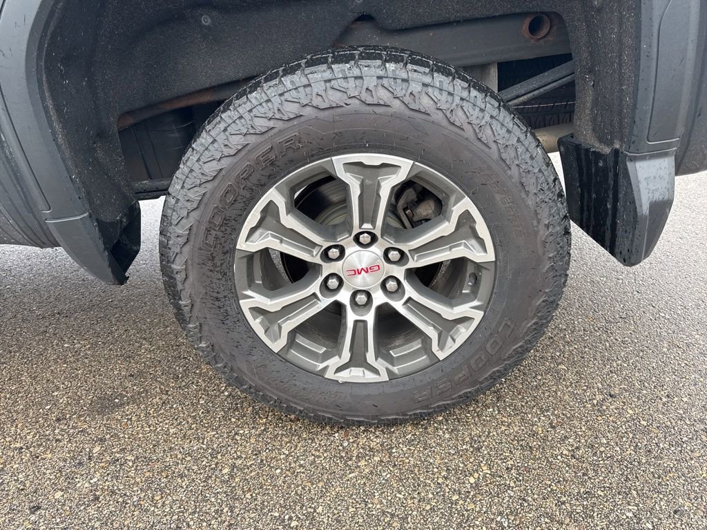 Used 2019 GMC Sierra 1500 SLE w/ SLE Value Package image 19