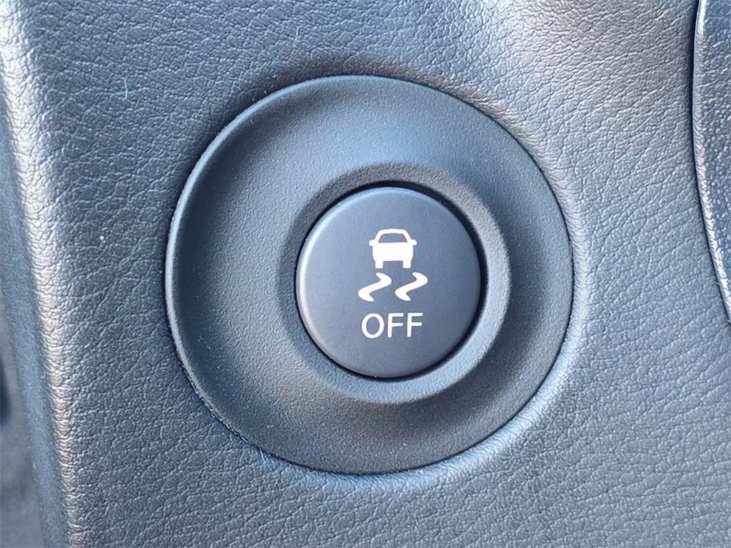 Used 2024 Nissan Z Performance w/ Floor Mat Package image 18