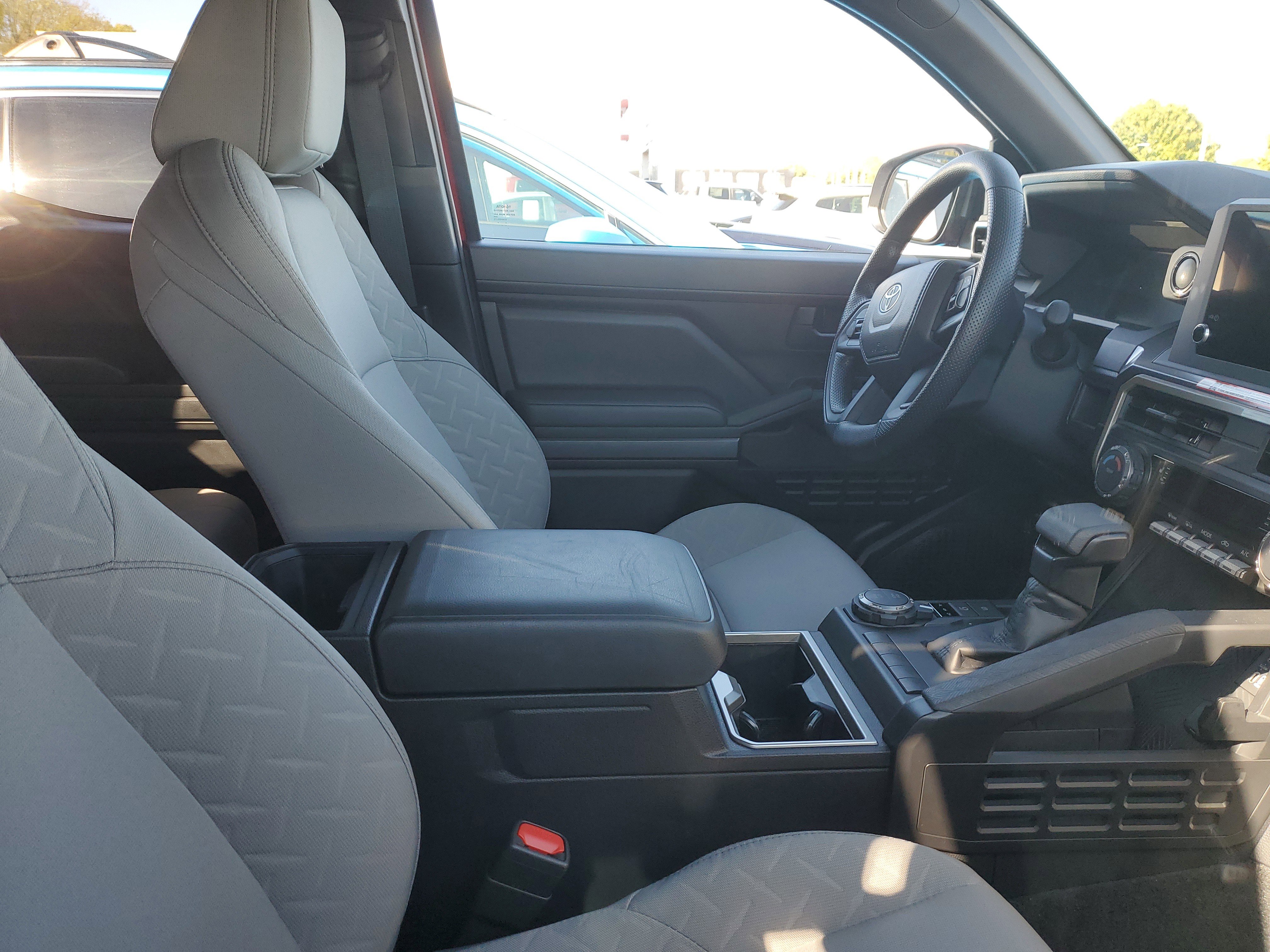 Certified 2025 Toyota Tacoma SR5 image 10