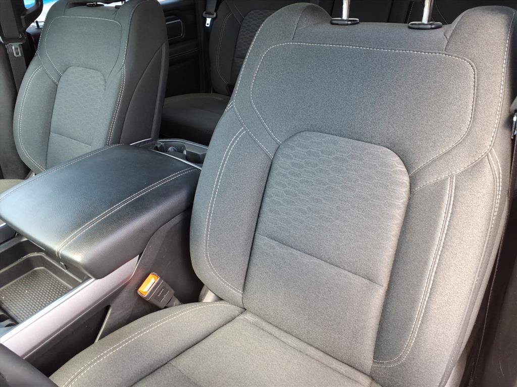Used 2025 RAM 1500 Big Horn AWD/4WD image 18