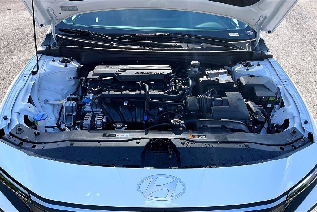 New 2026 Hyundai Elantra Sport FWD image 12