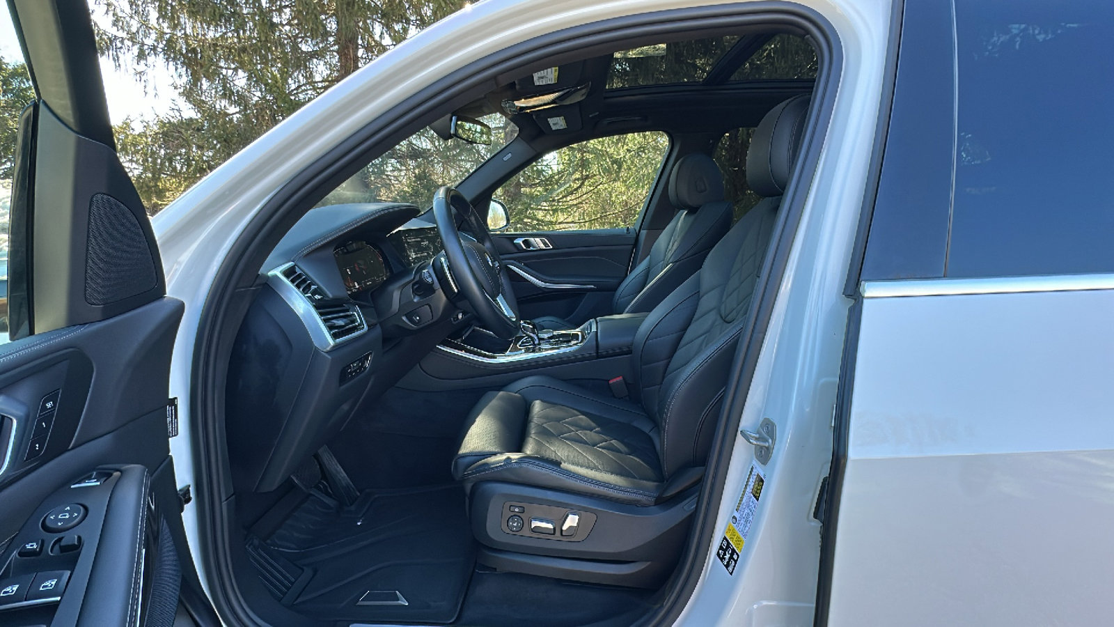 Used 2023 BMW X5 xDrive40i image 12