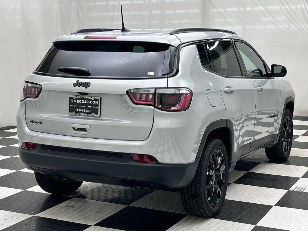 New 2026 Jeep Compass Latitude image 7