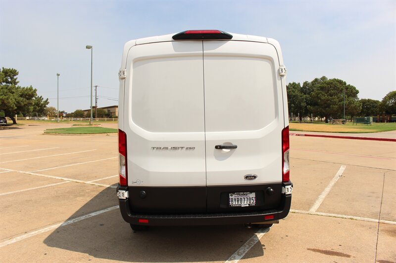 Used 2024 Ford Transit 250 148 Medium Roof w/ Load Area Protection Package RWD image 3