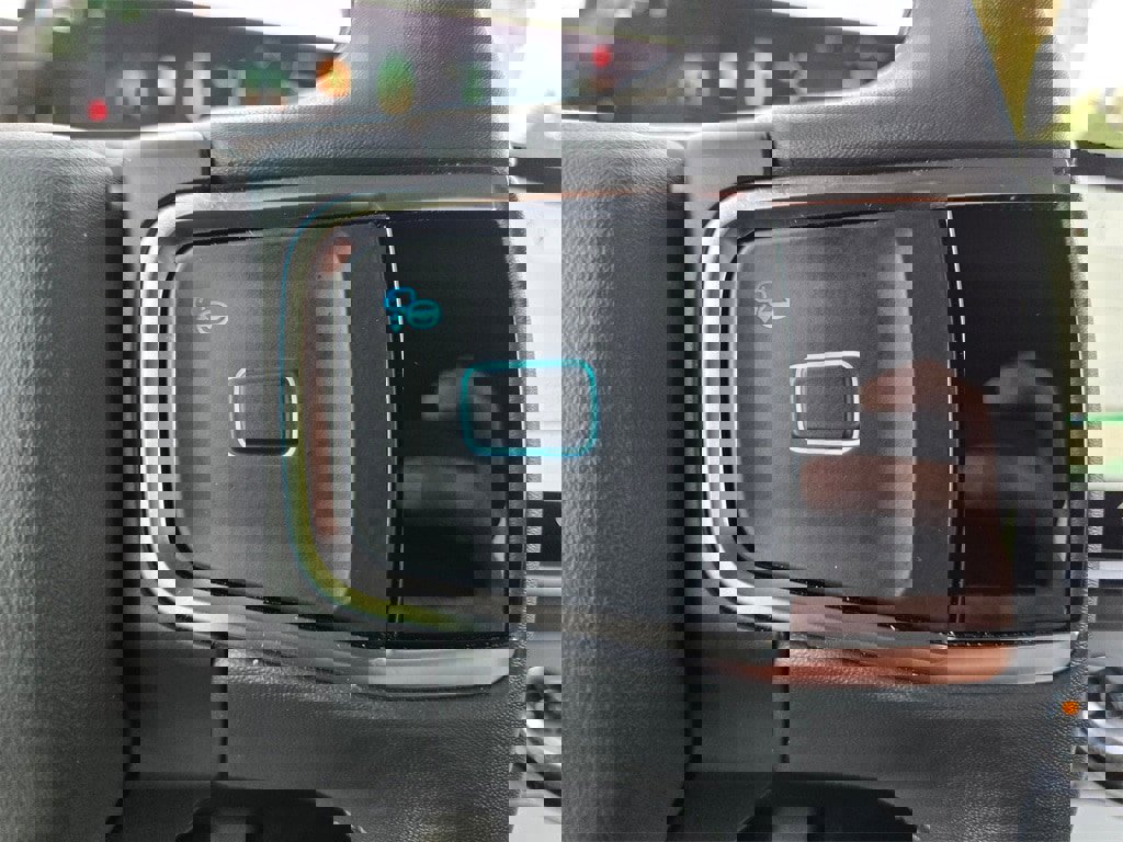 Used 2025 Ford Expedition Max Active image 19